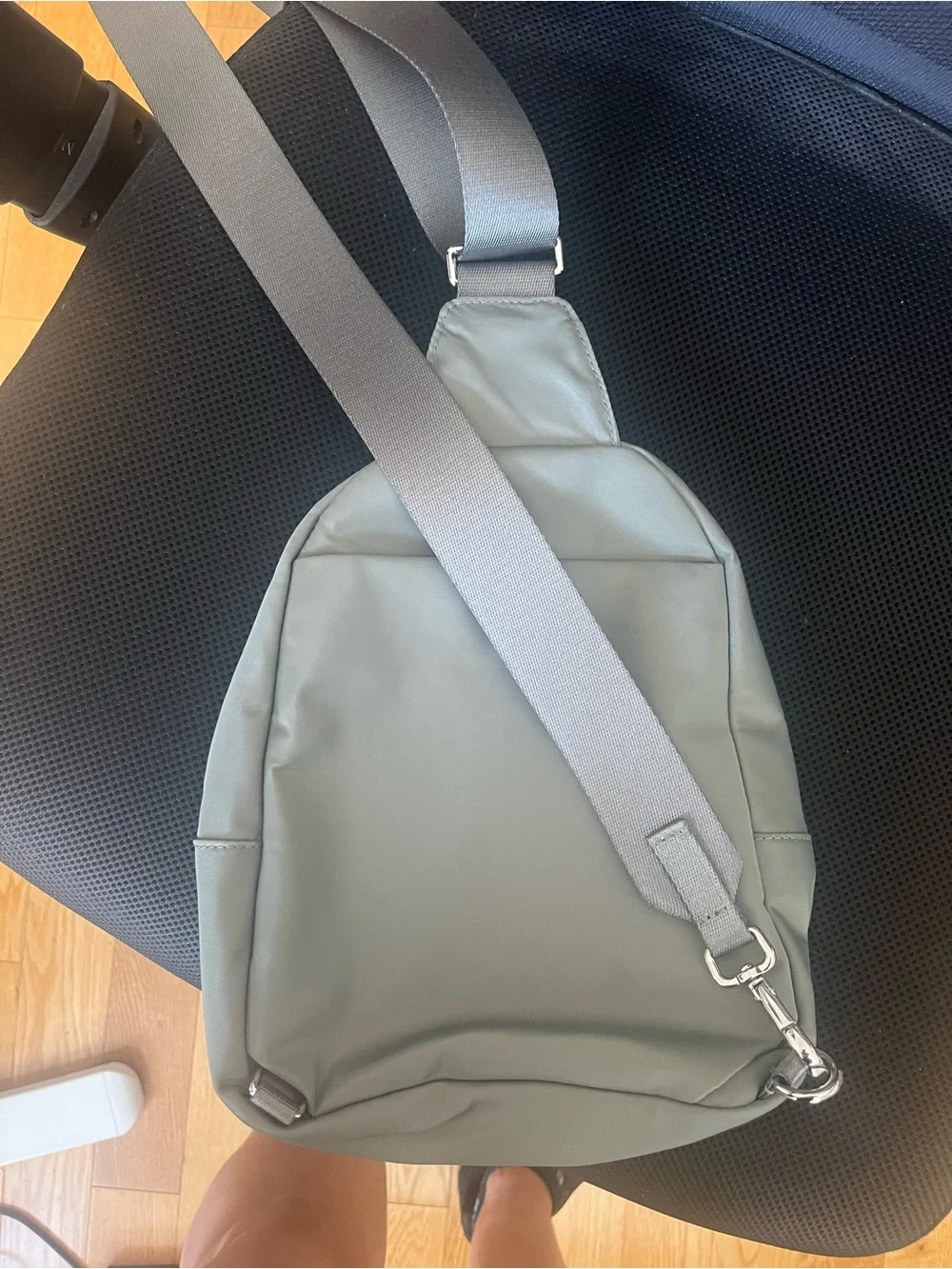 lululemon athletica compact sling